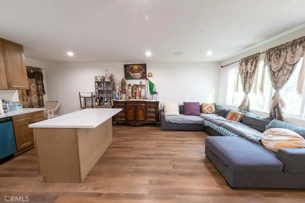 Additional image 14 of 15719 Romar Street, North Hills, CA 91343