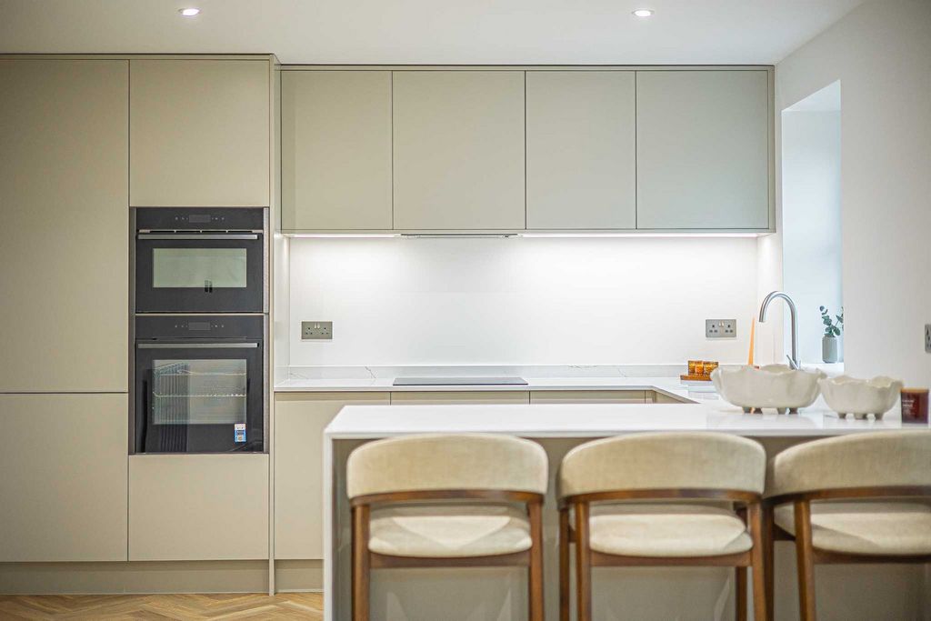 Additional image 15 of 2 bed flat for saleHall Crescent, Benfleet SS7