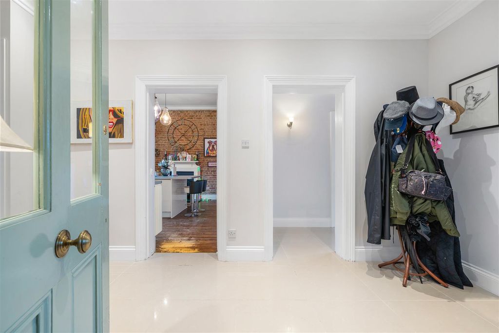Additional image 20 of 3 bed flat for saleCopers Cope Road, Beckenham BR3