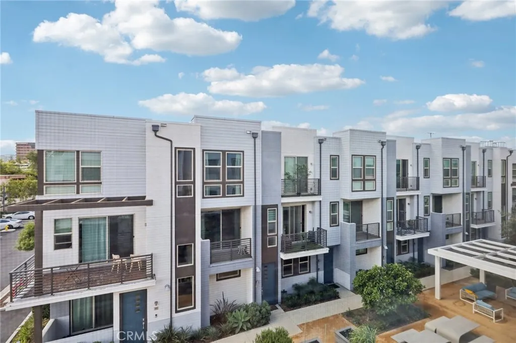 Additional image 4 of 302 Placemark, Irvine, CA 92614