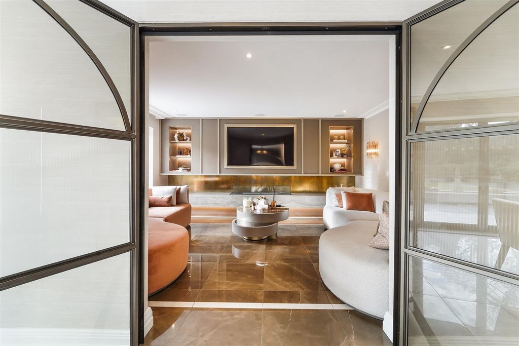 Additional image 16 of 5 bed detached house for saleWoodmansterne Lane, Banstead SM7