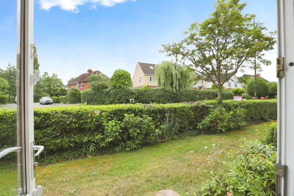 Additional image 7 of 1 bed flat for saleMalin Court, Alcester B49