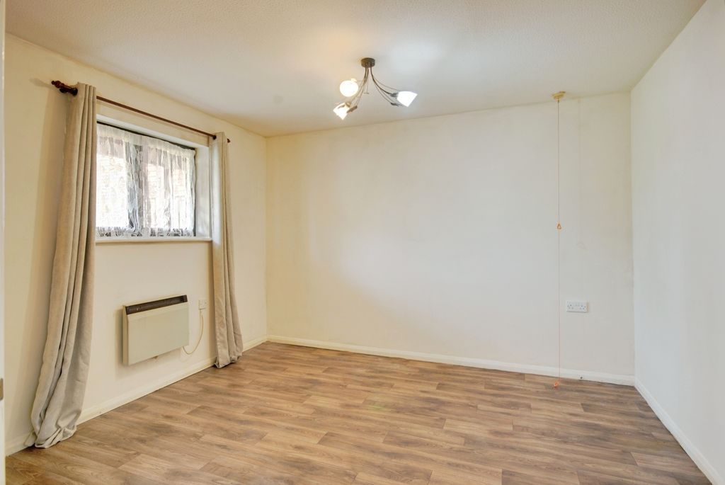 Additional image 7 of 1 bed flat for saleThe Grange, Abbots Langley WD5