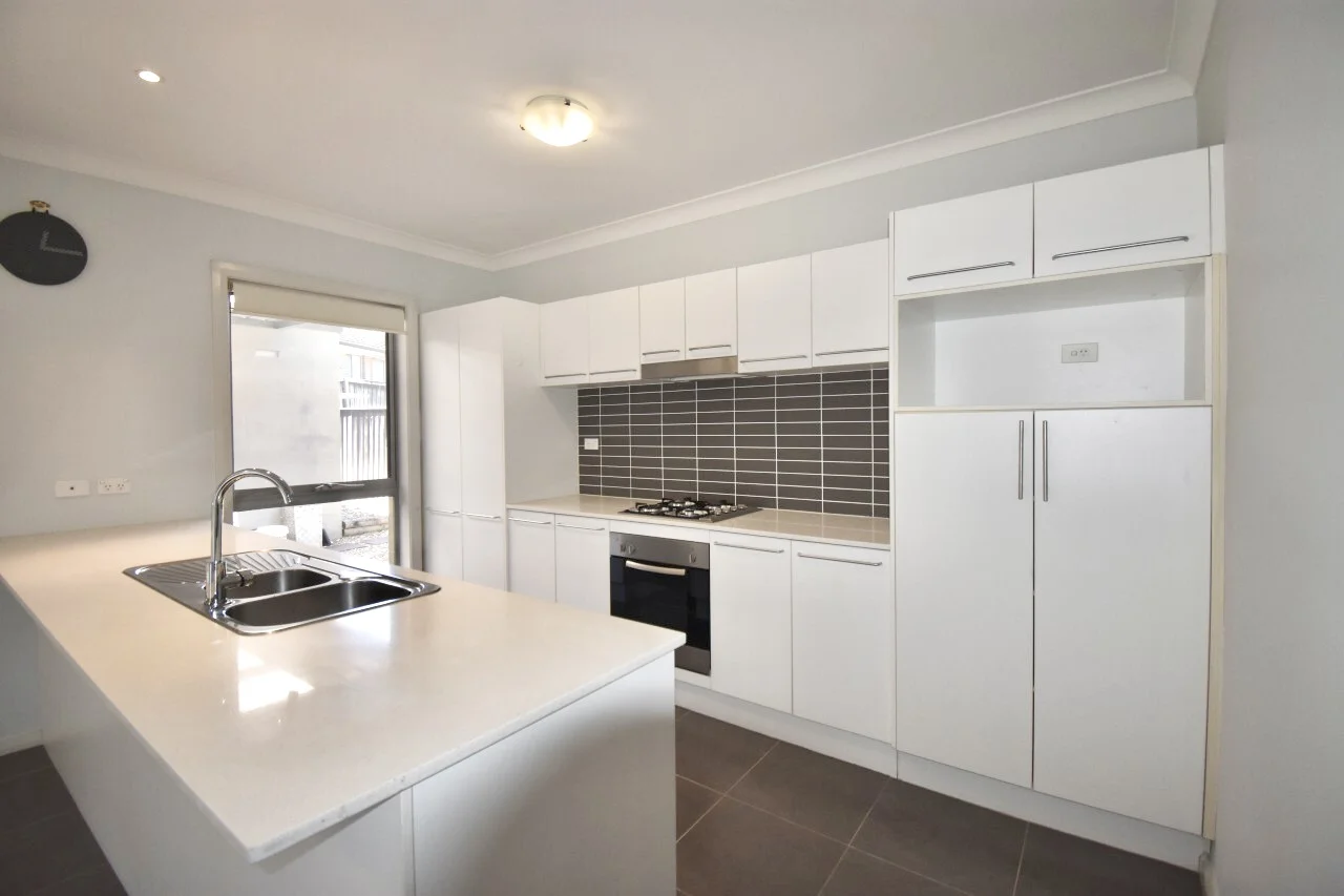 Additional image 5 of 20 Hemsworth Ave, Middleton Grange NSW 2171