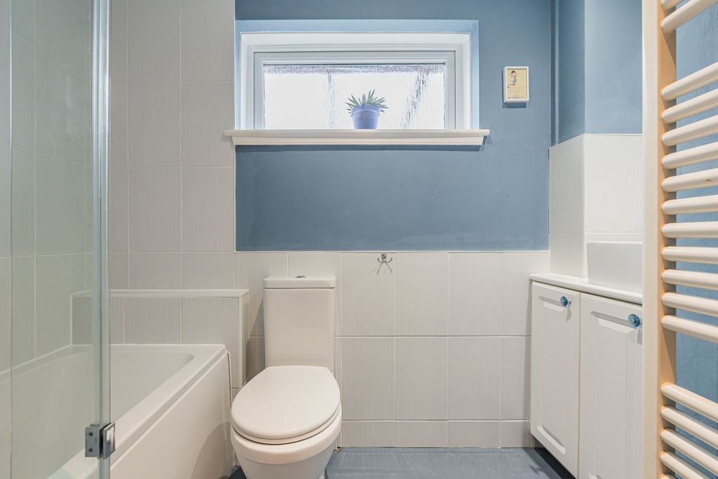 Additional image 25 of 4 bed bungalow for sale18 Cockburn Crescent, Edinburgh EH14