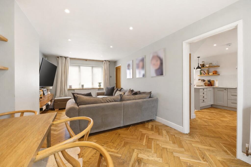 Additional image 2 of Hampden Place, Frogmore, St. Albans, Hertfordshire, AL2