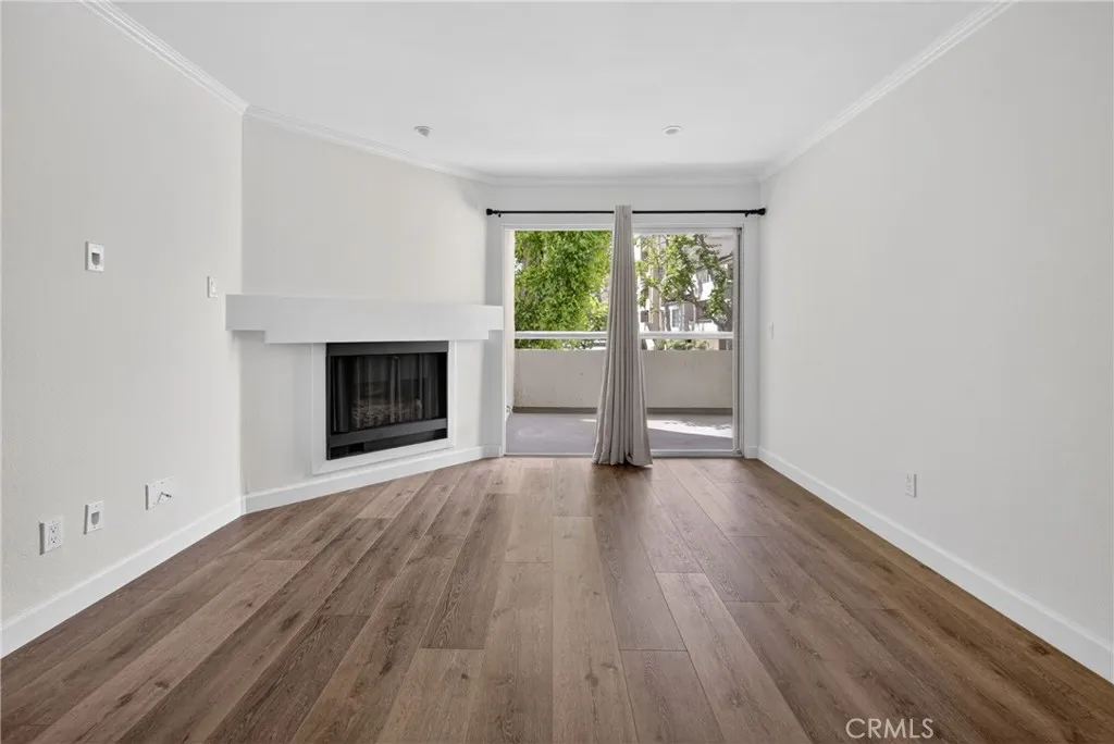 Additional image 4 of 5520 Owensmouth Avenue Unit 103, Woodland Hills, CA 91367