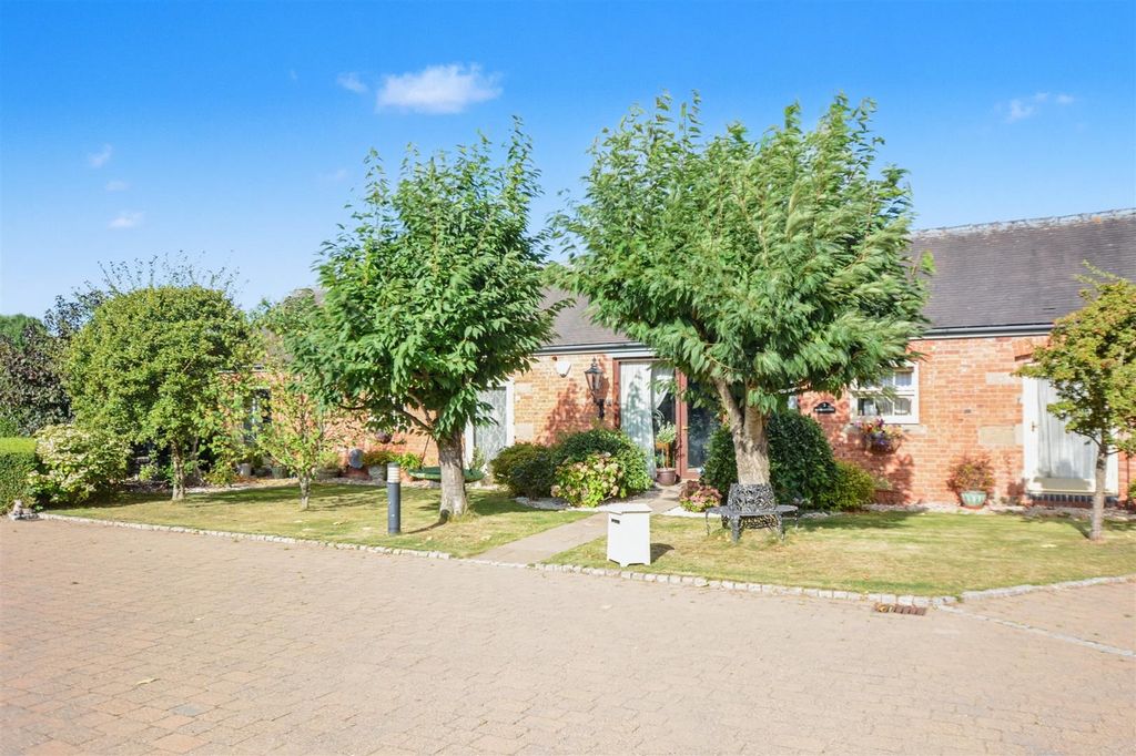 Additional image 35 of 3 bed bungalow for saleHome Farm Courtyard, Castle Donington DE74