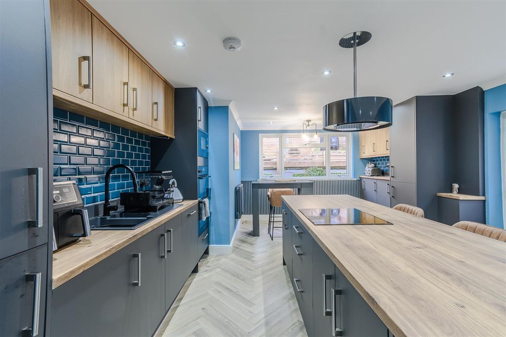 Additional image 31 of 5 bed end terrace house for saleWindsor Road, Barry CF62