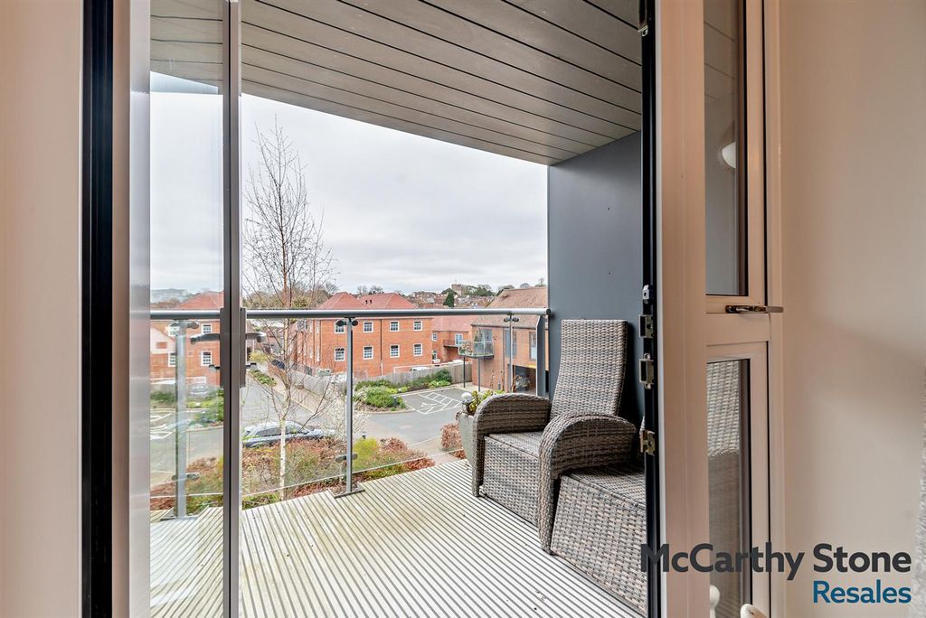 Additional image 4 of 1 bed flat for saleWayfarer Place, The Dean, Alresford SO24