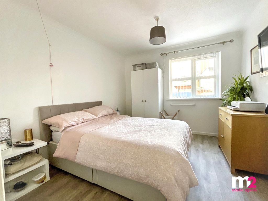 Additional image 5 of 1 bed property for saleMaryport Street, Usk NP15