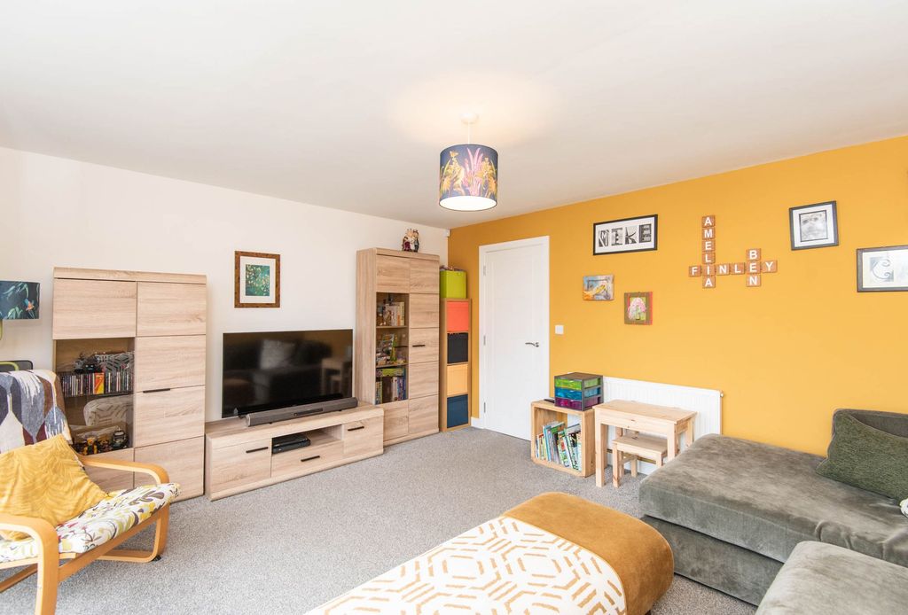 Additional image 9 of 4 bed semi-detached house for saleGratton Place, Chesterfield S41