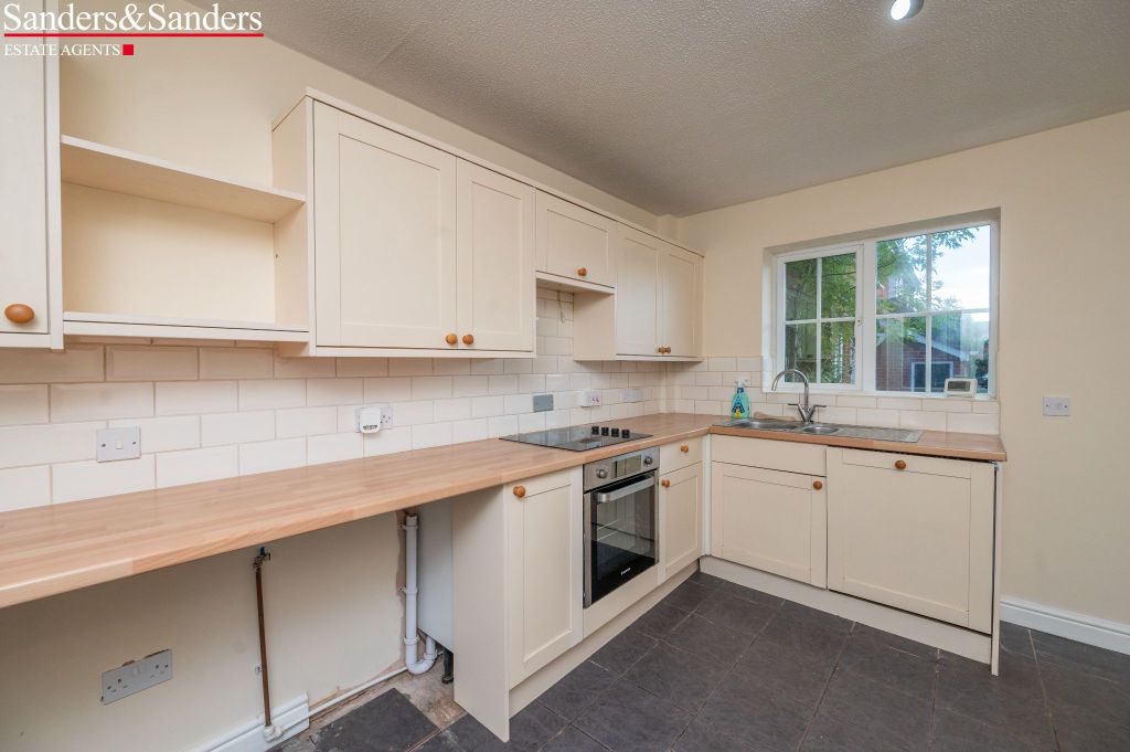 Additional image 9 of 2 bed terraced house for salePlover Close, Alcester B49