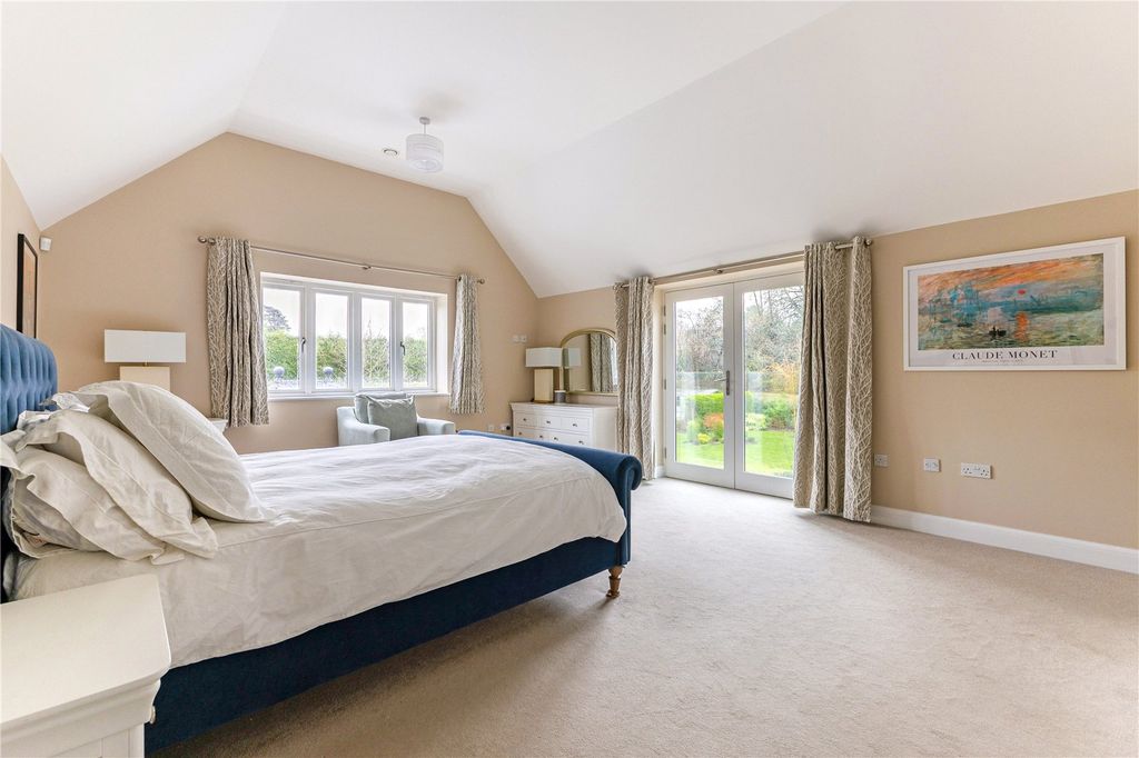 Additional image 13 of 4 bed detached house for saleBullbeggars Lane, Potten End, Berkhamsted, Hertfordshire HP4