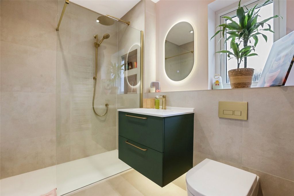 Additional image 16 of 4 bed detached house for saleBisset Place, Bathgate, West Lothian EH48