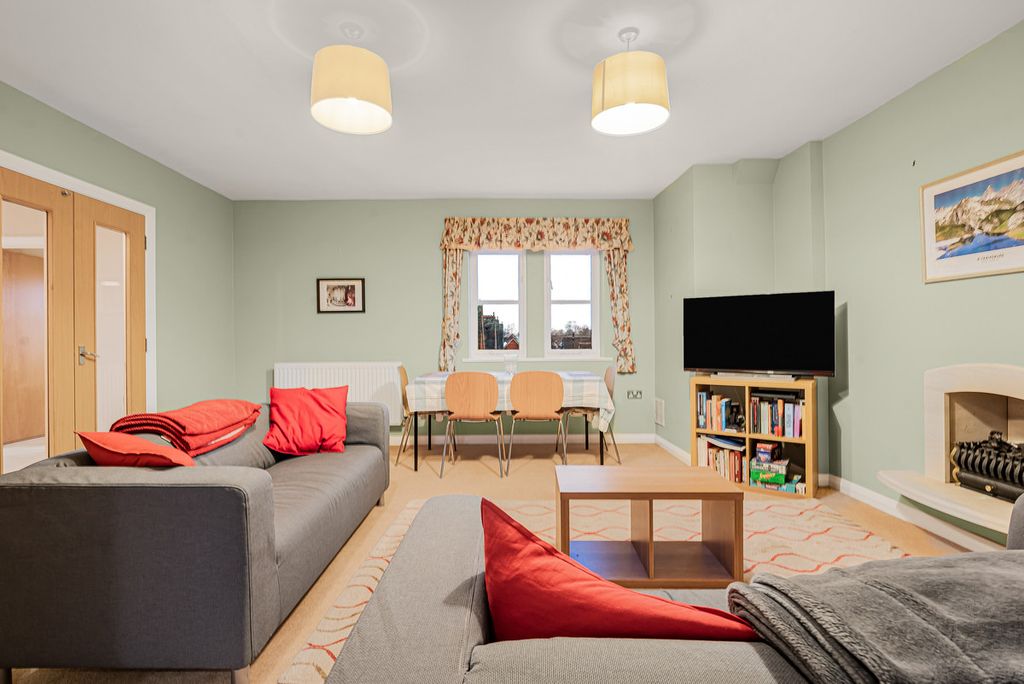 Additional image 8 of 2 bed flat for saleLady Place, Sutton Courtenay OX14