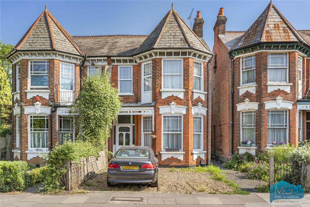 Additional image 32 of 4 bed semi-detached house for saleWood Street, Barnet EN5