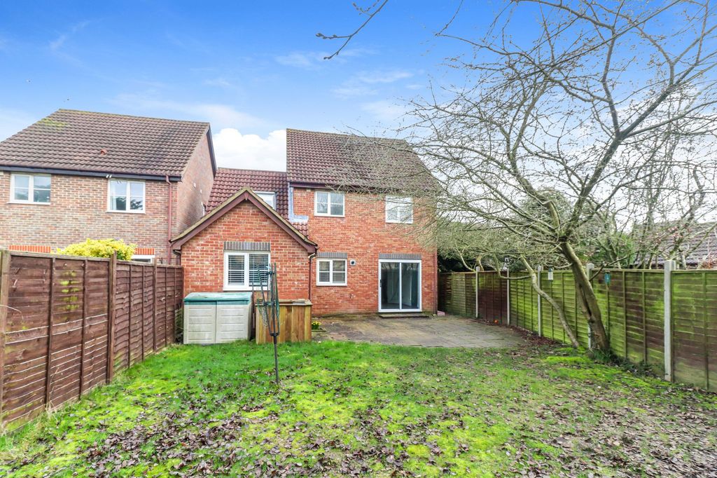 Additional image 16 of 4 bed detached house for salePeacock Walk, Abbots Langley WD5