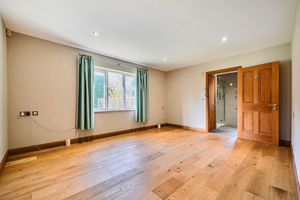 Additional image 25 of 4 bed detached house for saleNorthcourt Avenue, Reading RG2