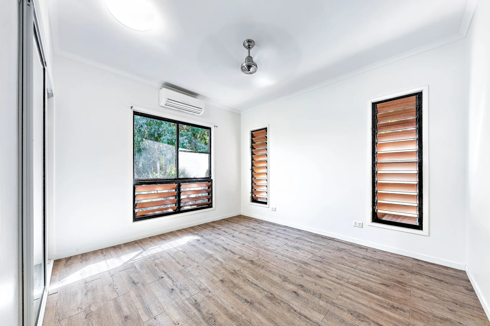 Additional image 6 of 13 Beth Court, Cannonvale QLD 4802