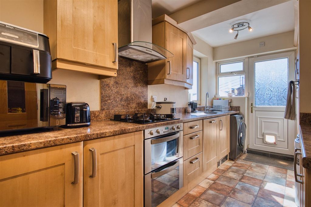 Additional image 4 of 3 bed end terrace house for saleKellett Lane, Wortley, Leeds LS12