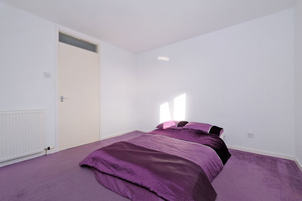 Additional image 11 of 2 bed flat for sale41 Shapinsay Court, Aberdeen AB15