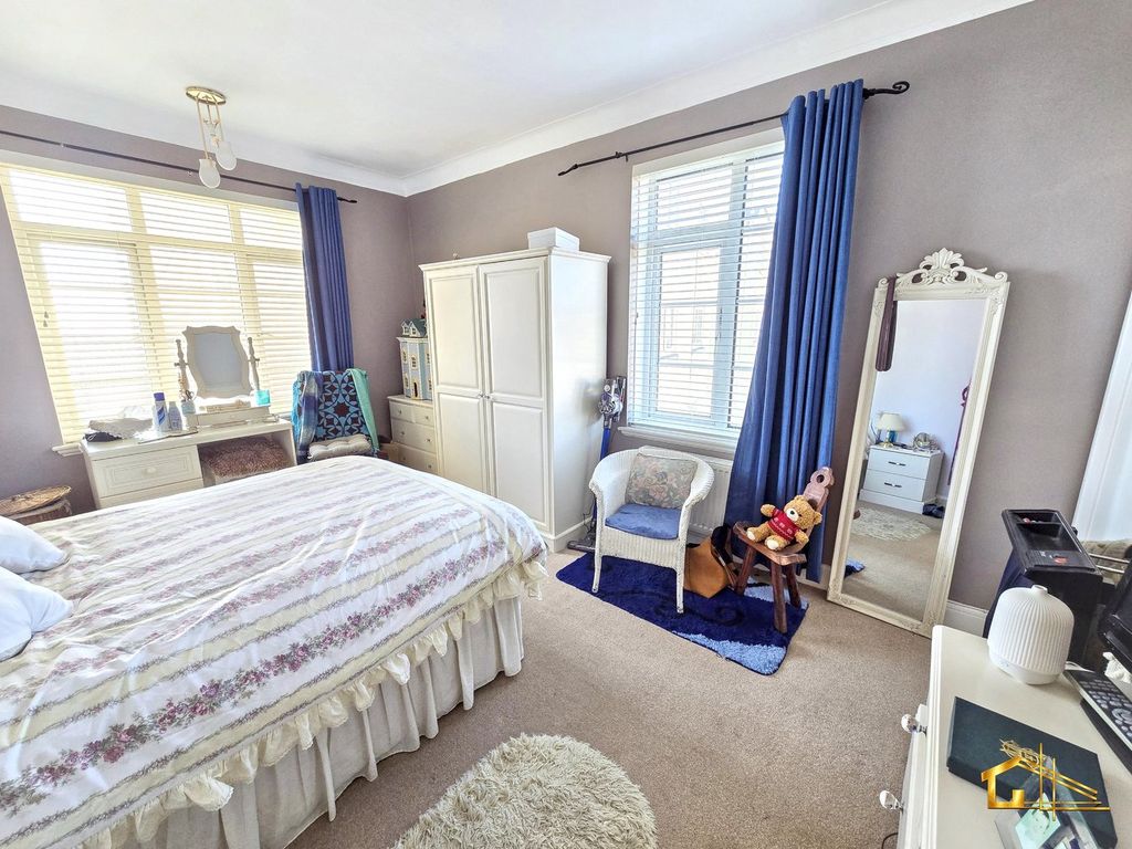 Additional image 16 of 2 bed flat for saleMotcombe Court, Bedford Avenue, Bexhill-On-Sea TN40