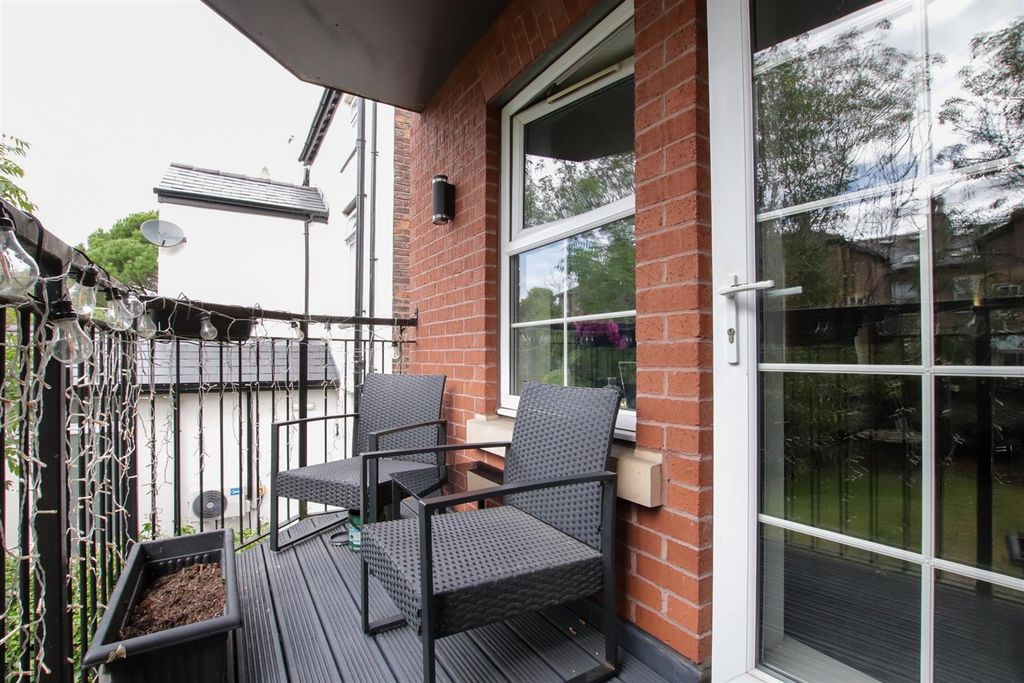 Additional image 10 of 2 bed flat for saleBarrington Road, Altrincham WA14