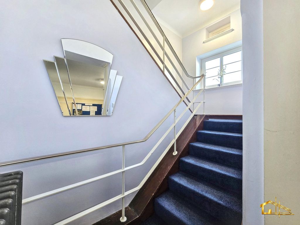 Additional image 19 of 2 bed flat for saleMotcombe Court, Bedford Avenue, Bexhill-On-Sea TN40