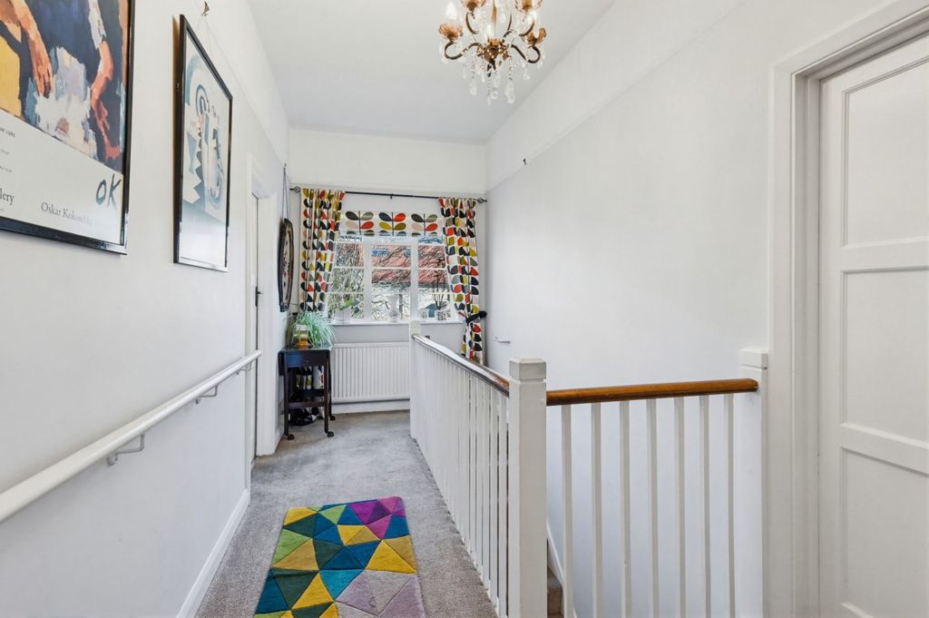 Additional image 8 of 3 bed flat for saleHayne Road, Beckenham BR3