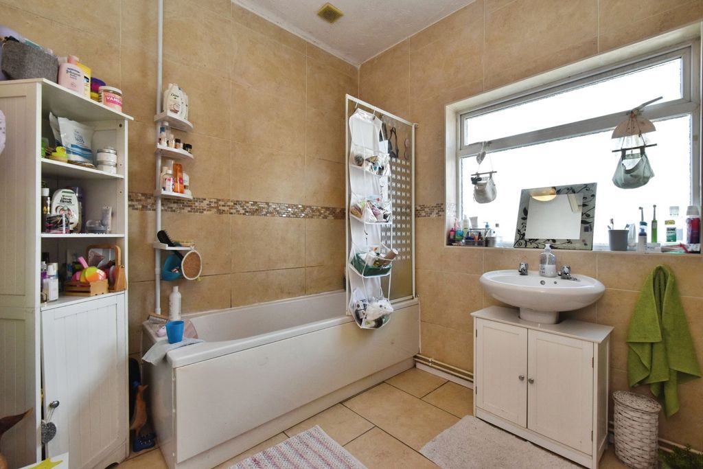 Additional image 11 of 4 bed terraced house for salePen Y Fon Street, Llanelli, Carmarthenshire SA15
