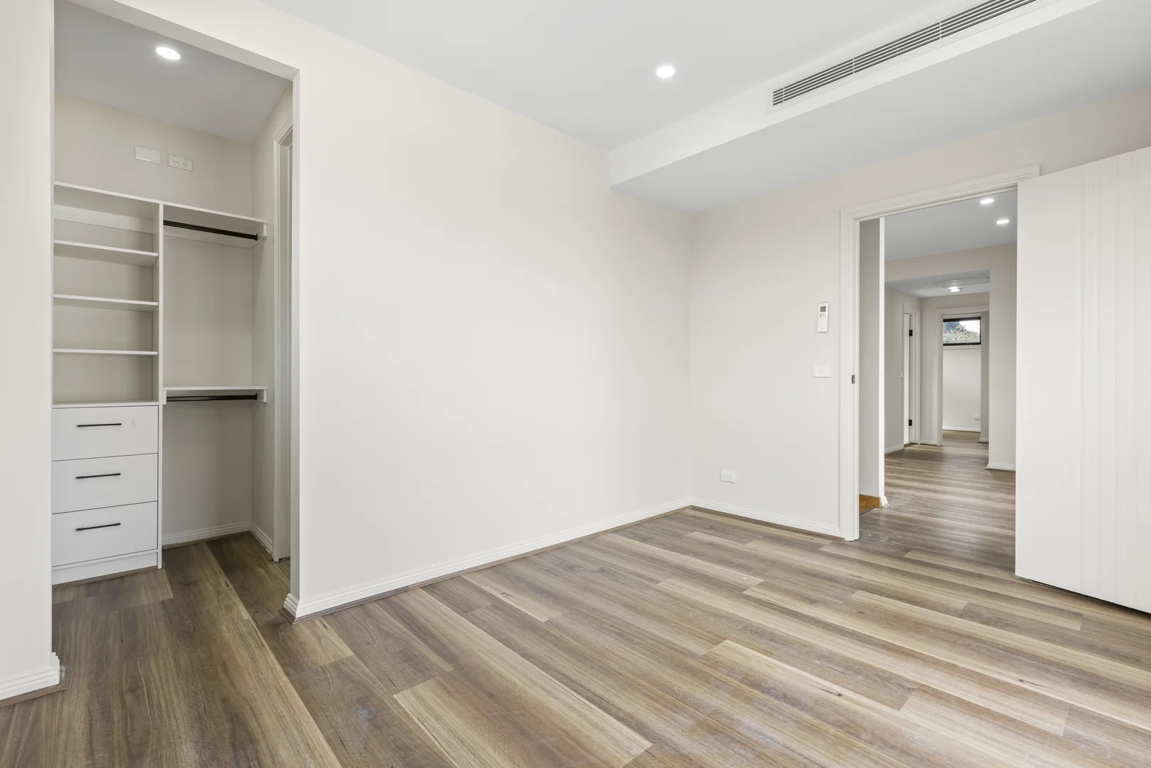 Additional image 6 of 2/11 Bennett Avenue, Mount Waverley VIC 3149