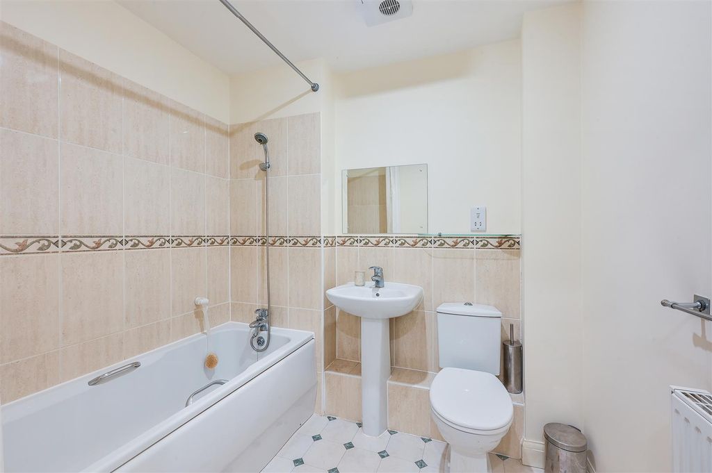 Additional image 15 of 2 bed flat for saleWingfield Court, Banstead SM7