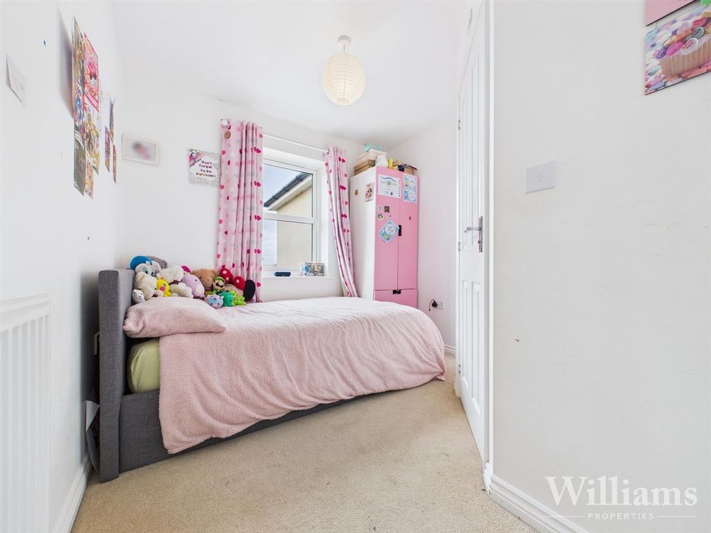 Additional image 9 of 2 bed flat for salePondecroft, Aylesbury HP18