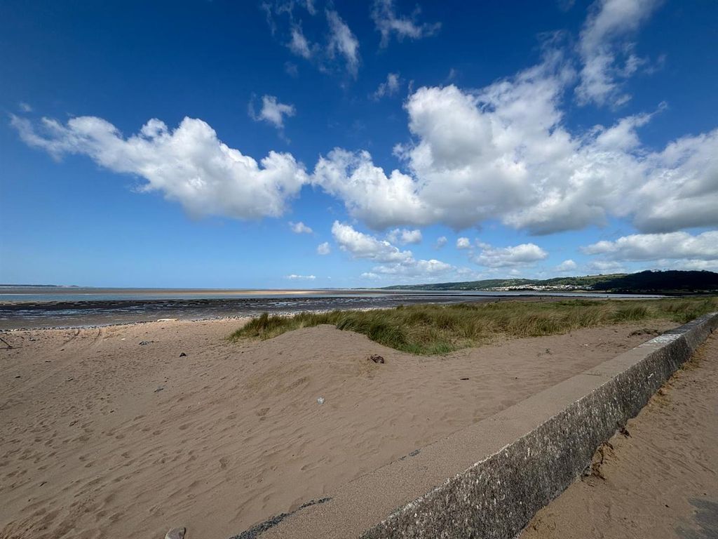 Additional image 13 of 2 bed flat for salePentre Doc Y Gogledd, Llanelli SA15