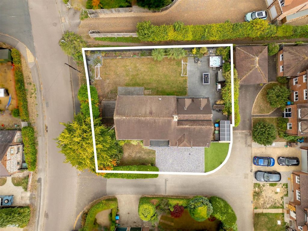 Additional image 5 of 4 bed detached house for saleBridleway, Weston Turville HP22