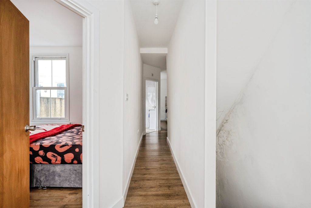 Additional image 11 of 3 bed flat for saleWest Street, Gorseinon, Swansea SA4