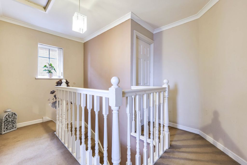 Additional image 14 of 4 bed detached house for saleGreen Hill Croft, Leeds, West Yorkshire LS12