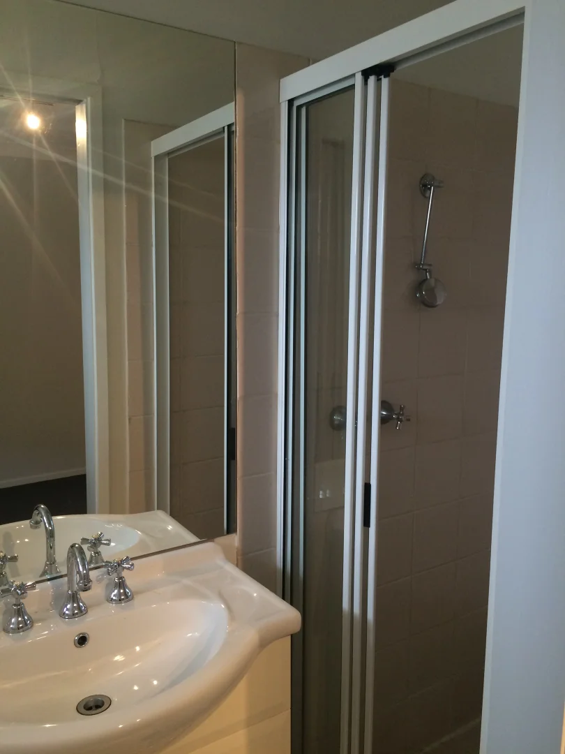 Additional image 7 of 2/724 East Street, East Albury NSW 2640