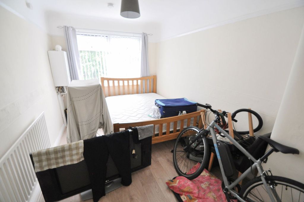 Additional image 10 of 2 bed flat for saleGautby Road, Birkenhead CH41