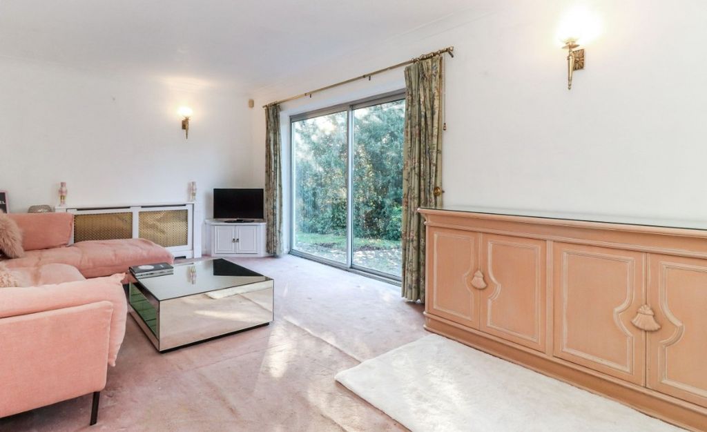 Additional image 10 of 3 bed bungalow for saleGallows Hill Lane, Abbots Langley WD5