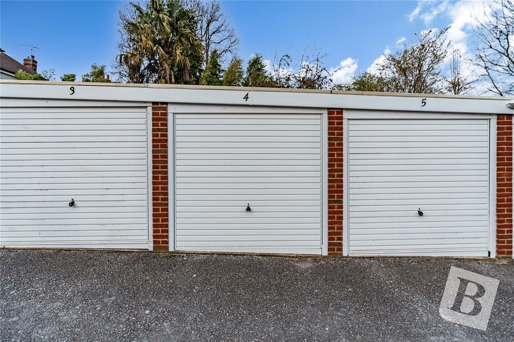 Additional image 9 of 2 bed flat for saleAbington Court, Hall Lane, Upminster RM14