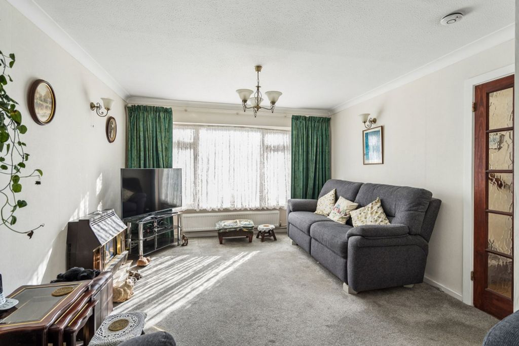 Additional image 7 of 3 bed link detached house for saleFoxleys, Carpenders Park, Watford WD19