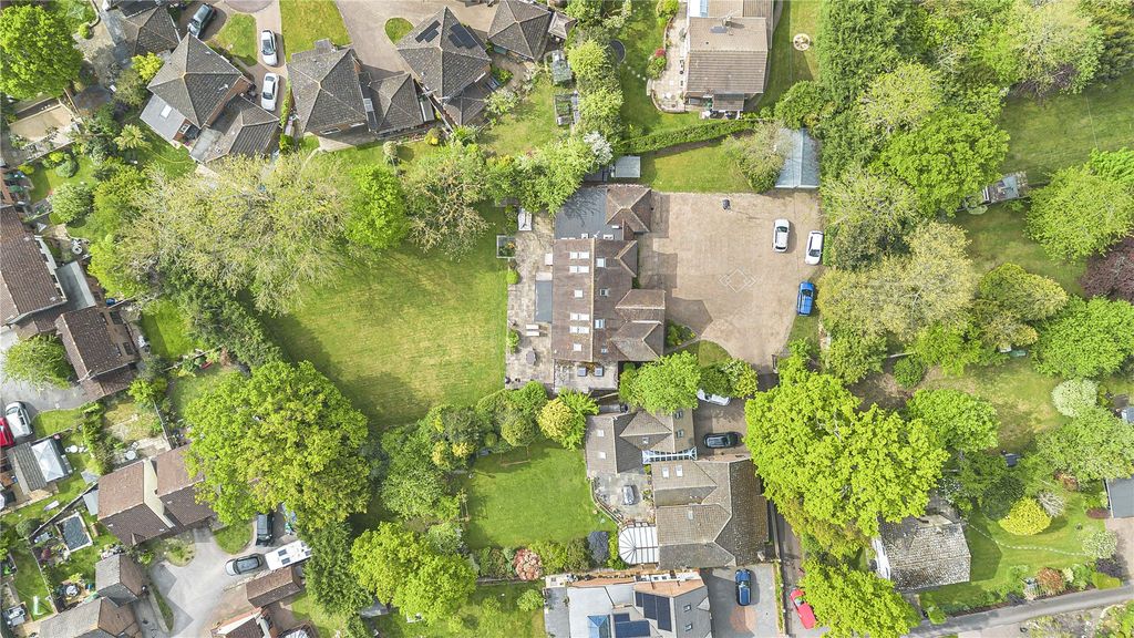 Additional image 7 of 7 bed detached house for saleOakside Way, Shinfield, Reading, Berkshire RG2