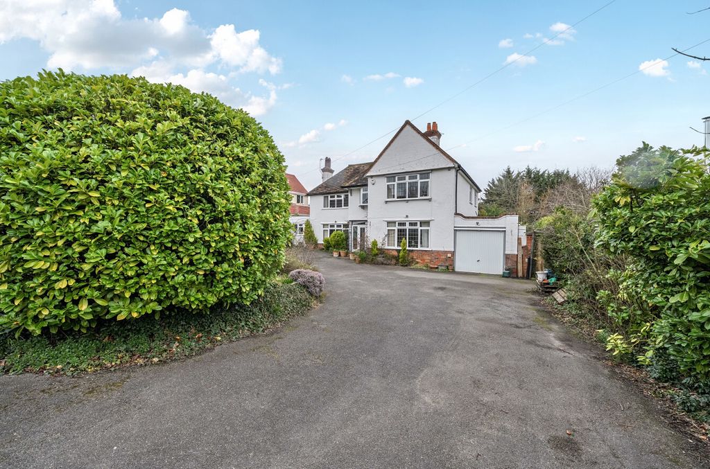 Additional image 20 of 4 bed detached house for saleCranmore Lane, Aldershot, Hampshire GU11