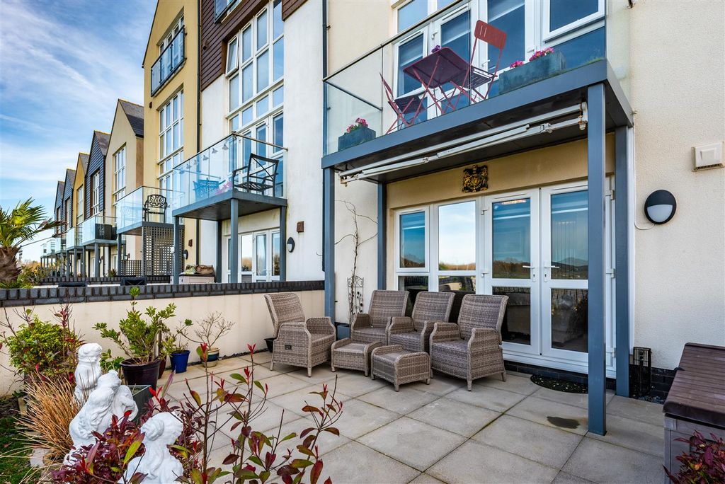 Additional image 32 of 5 bed town house for saleBwlchygwynt, Llanelli SA15