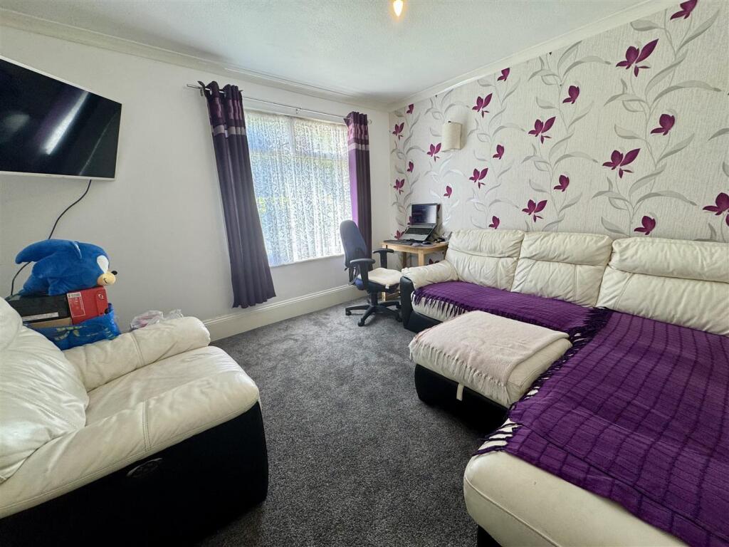 Additional image 4 of Wast Hill Grove, Birmingham