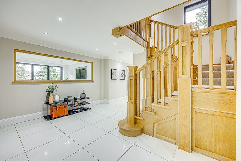 Additional image 23 of 5 bed detached house for saleBowers Road, Benfleet SS7