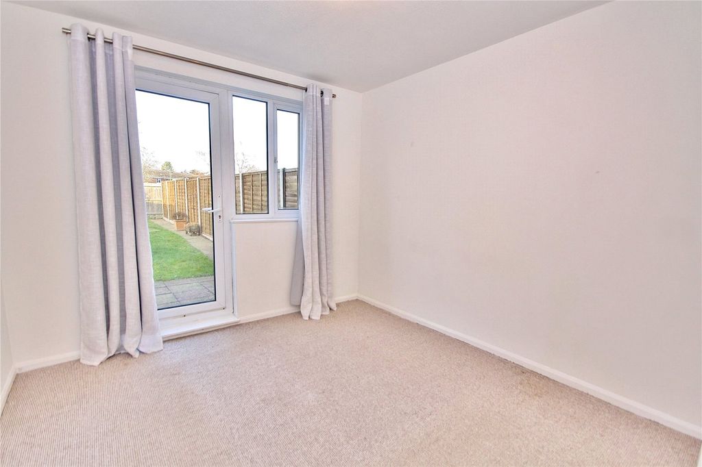 Additional image 5 of 1 bed flat for saleVenton Close, Goldsworth Park, Woking, Surrey GU21
