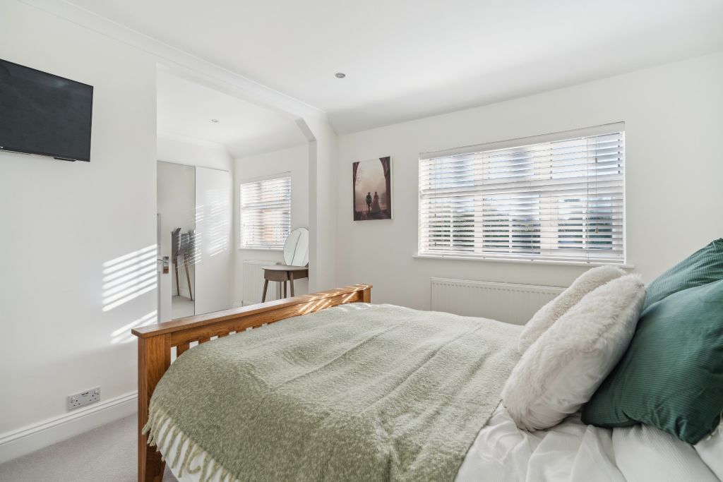 Additional image 8 of 4 bed semi-detached house for saleThe Ridgeway, Amersham HP7
